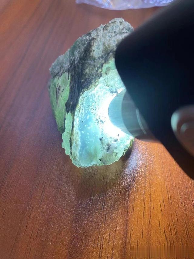 翡翠|不是所有翡翠的棉都叫雪花棉