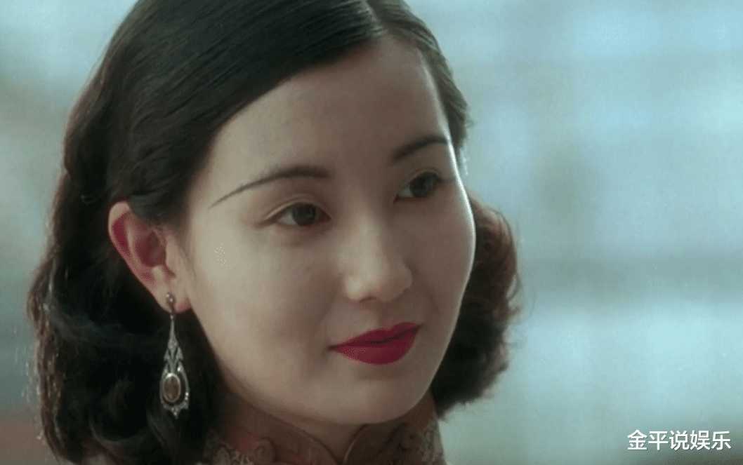 |息影18年,58岁张曼玉近况曝光:独居贫民区穿19元地摊货不婚无子