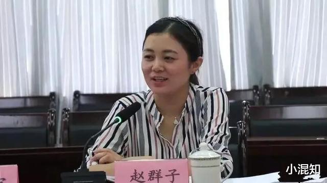脉脉|美女火箭提拔舅舅是县委书记，7年时间官至副县长，荷花仙子出道
