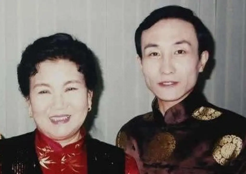 巩汉林|23年前，赵丽蓉临终给巩汉林留下一句忠告，揭晓9年不上春晚原因