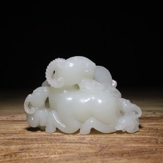 |清 和田玉三羊开泰雕件
