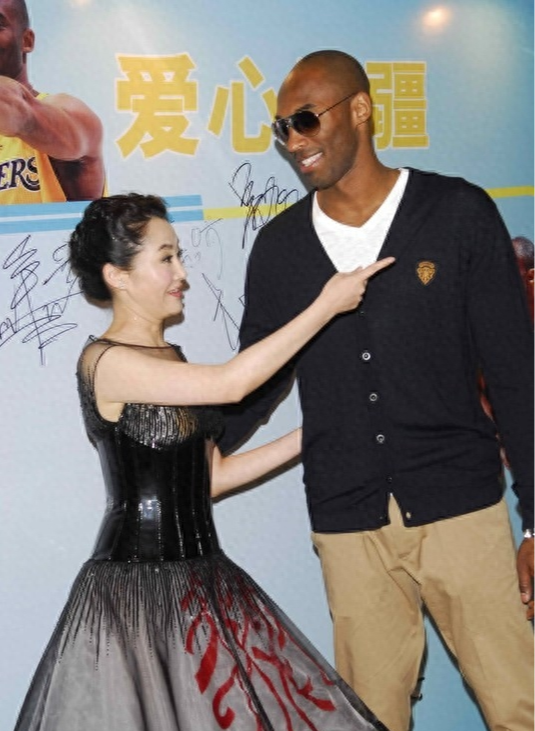 许晴近照惹争议！网友：许晴怎么变成这样了？许晴还没有结婚吗？