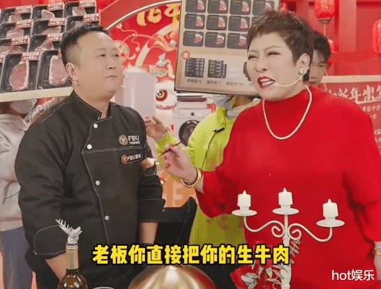 向太|向太出街买菜偶遇大明星，保镖全程保护，却被质疑“贵妇下凡”