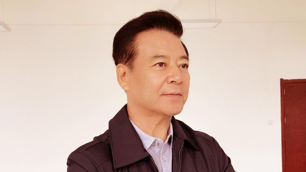 著名演员颜世魁：一生苦难，67岁的他单身无子嗣，母亲不敢老去