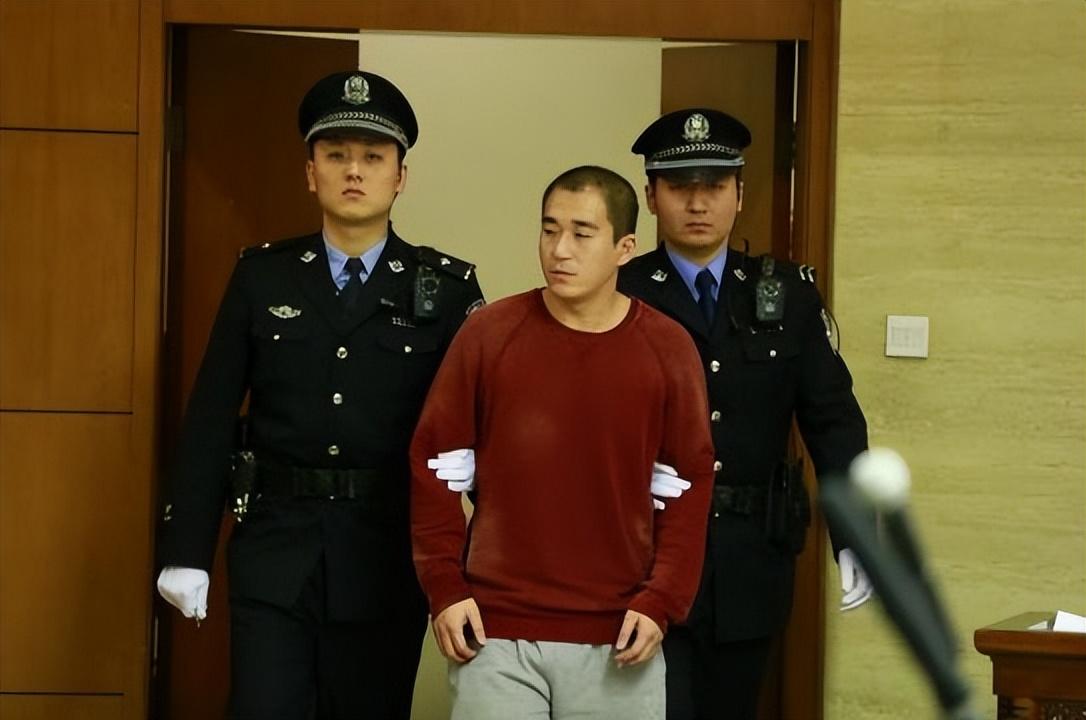 明星|8位明星狱中生活,被侮辱、挨打是家常便饭,还要24小时被人监视