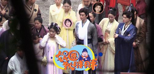 张云龙新剧白发造型被赞现身剧组与沈月翟潇闻同框拍戏