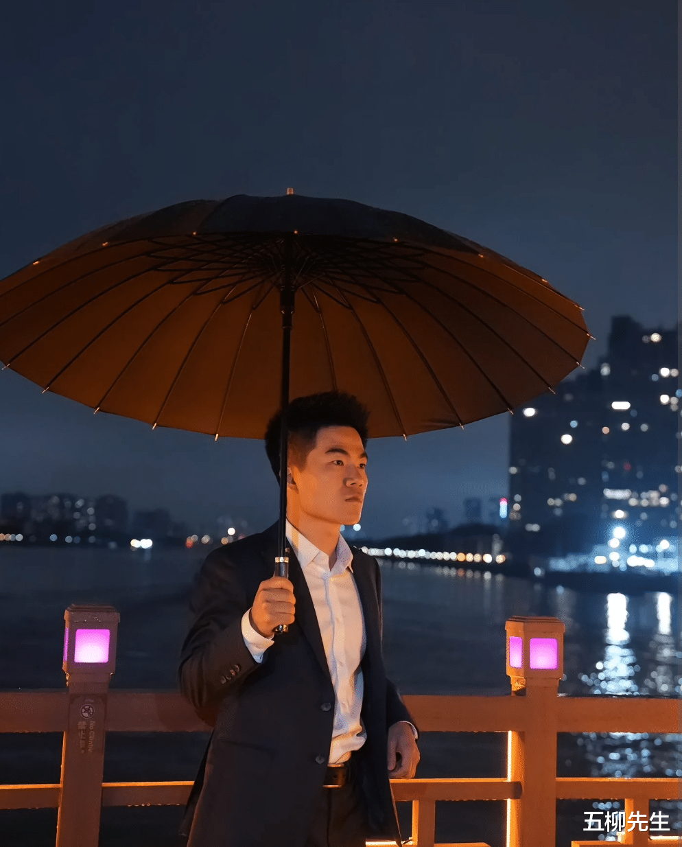 董宇辉|期待！撒贝宁董宇辉北大录制《开讲啦》圆满结束，现场反响很热烈