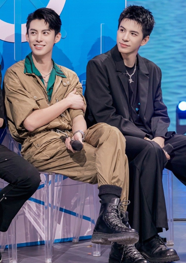 “单亲爸爸”林柏叡带女儿上节目，31岁未婚生女！住所拥挤显邋遢