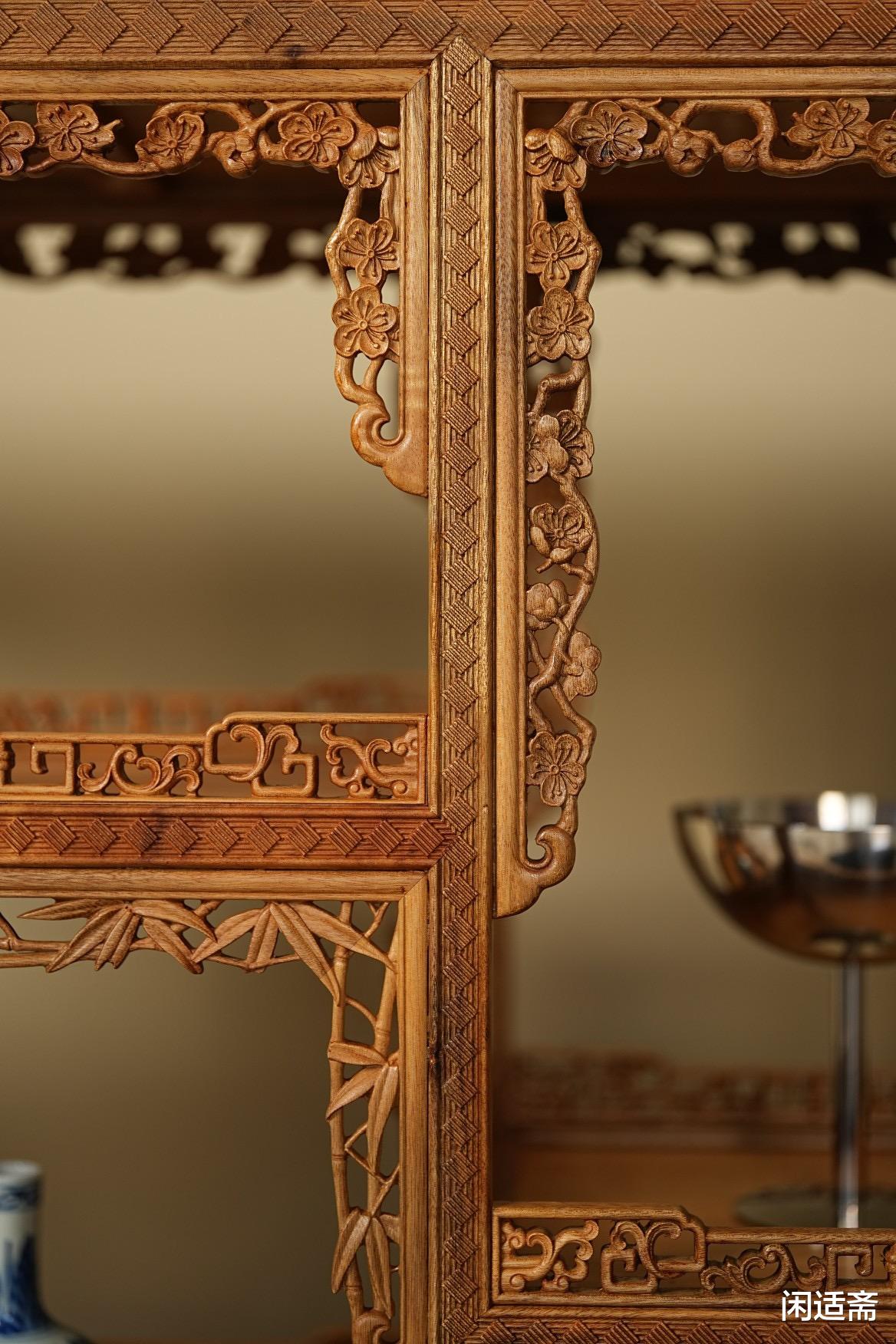 富丽堂皇，金丝楠木，满雕饰案上博古柜