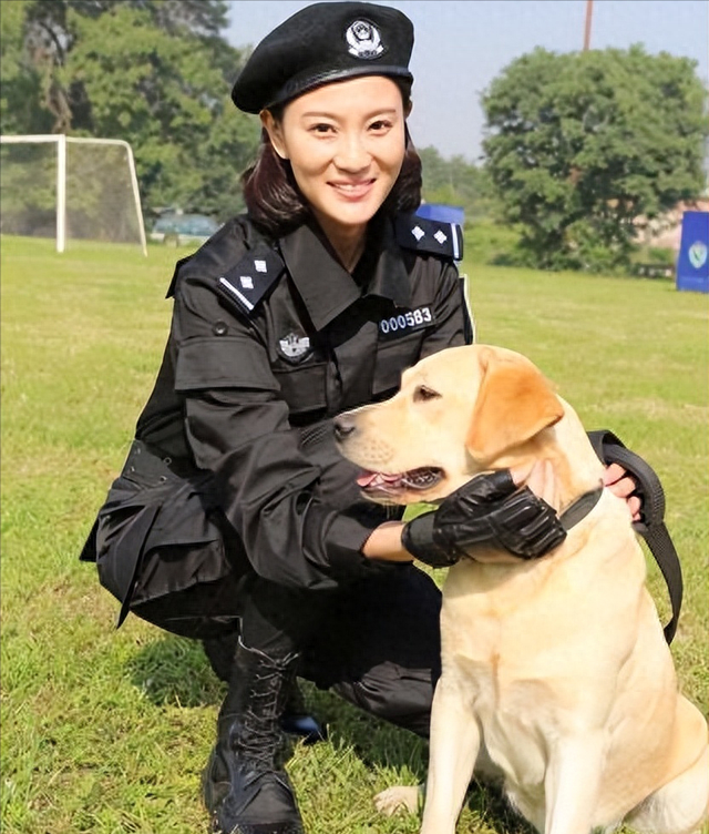 醒醒吧!没军人气质就不要尬演,真正演出军人气场的只服这8位