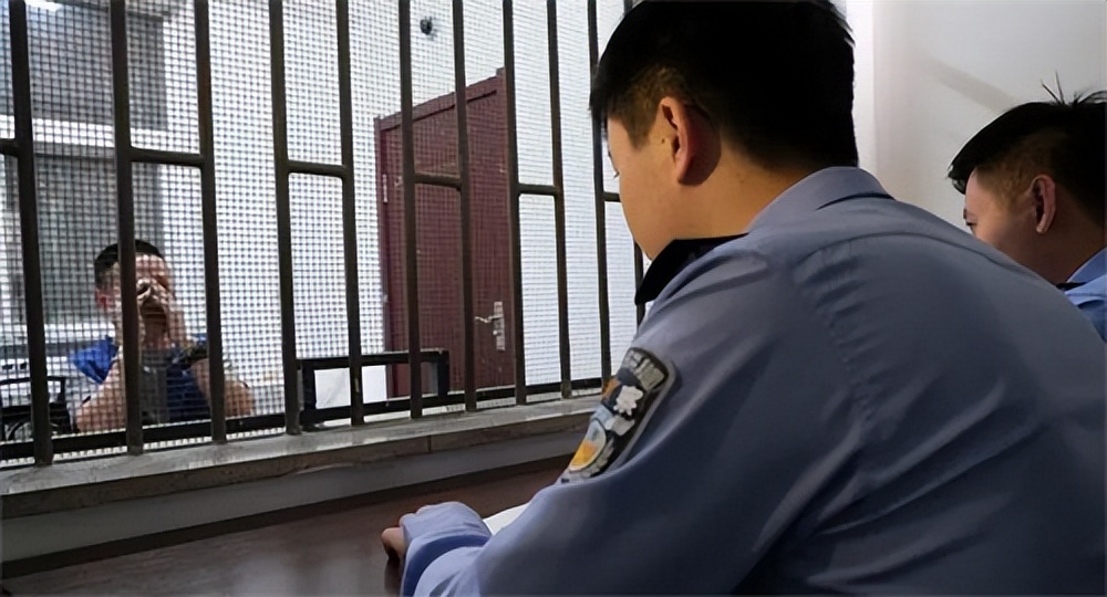 案例：眼见女子就要与外人发生关系，46岁老汉挺身而出获刑15年