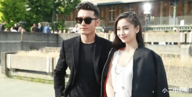 杨颖独自带儿子看病，太瘦抱小海绵显吃力，白鞋穿黑形象大不如前