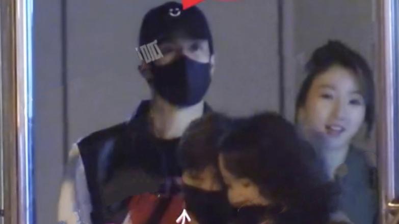 |36岁李治廷疑似新恋情曝光，带女生见妈妈，聚餐后一起回家很甜蜜