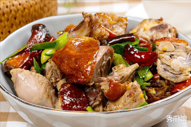 牛肉|进入暖4月，少吃牛肉和鸡肉，多吃这3种肉，腿脚有劲，精神头足！