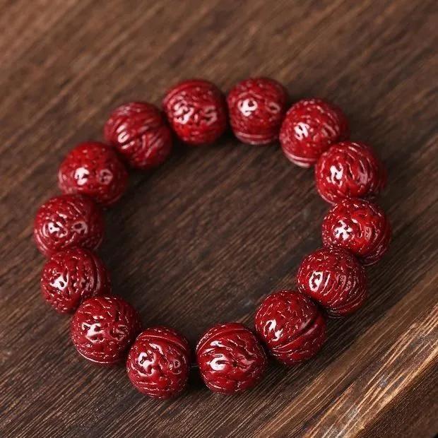 文玩|机刷文玩值得玩吗？细说机刷与手盘的区别