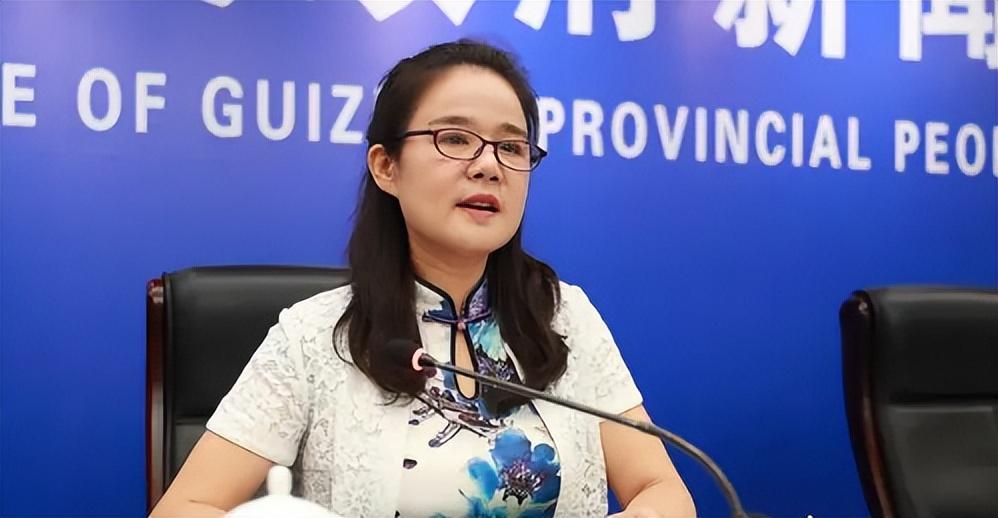 邓紫棋|又一“女老虎”落马!专挑小鲜肉陪过夜,女副市长吴丽华被查