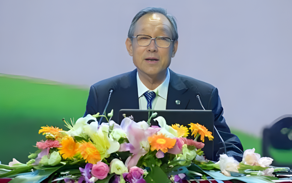 养生康复营养专家刘占文教授:民以“睡”为天,冬季睡眠应头朝东