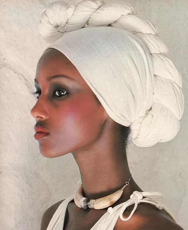 世界最美黑人:五官精致细腻,颜值超高,三婚嫁摇滚天王婚姻幸福