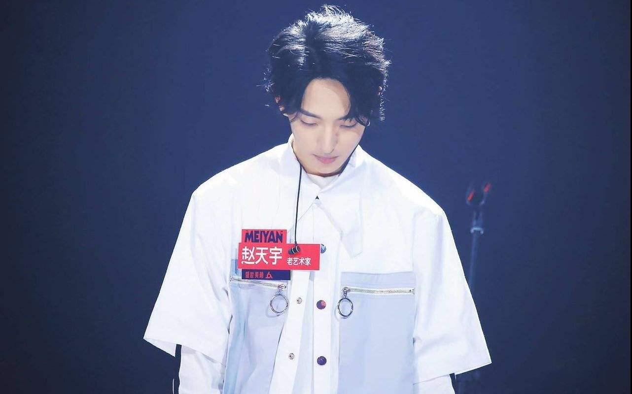 薛之谦|遗憾！资本能捧出流量明星，却捧不出真正的“顶流”