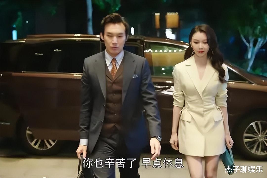 事实证明,43岁的秦岚已经走进了一个“怪圈”,郝蕾全说对了