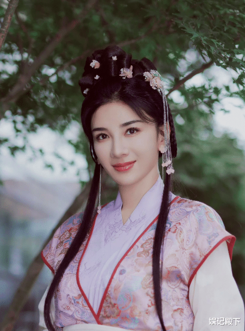 上错花轿女主再扮经典,黄奕科技脸,涓子慈眉善目,小李琳太敷衍