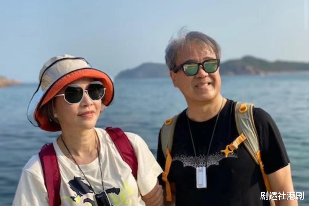 结婚20周年!港知名女星再嫁富商成幸福人妻,更对继子视为己出