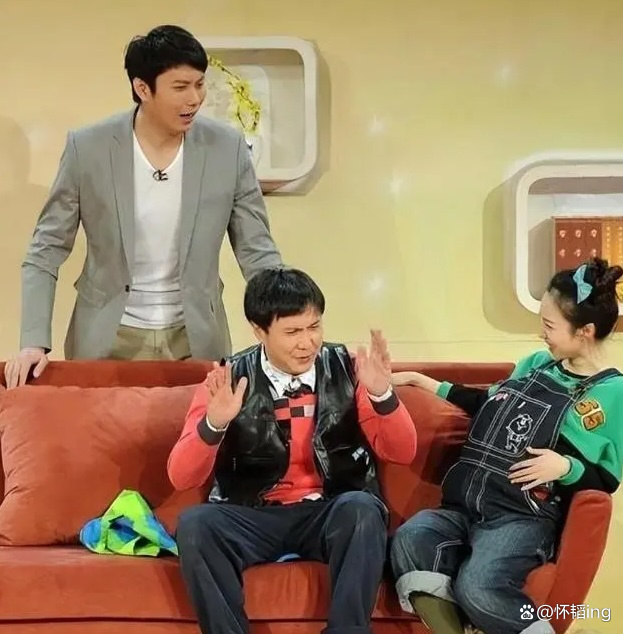 |杨丽萍发视频怀念上届龙年春晚,李玉刚:“艺术总会让人流泪”!