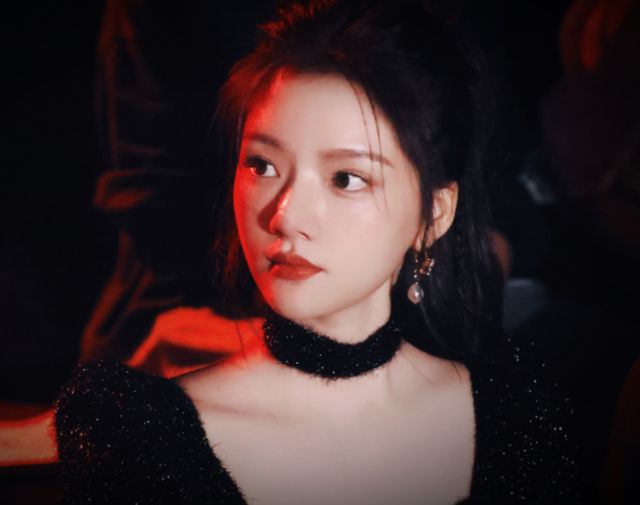 任敏和导演恋情曝光，男友是胖子，颜值输女二的任敏难怪资源好