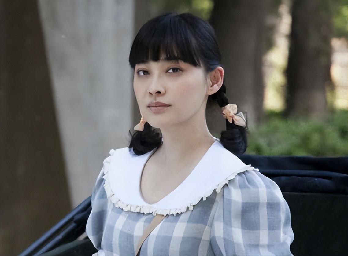 年轻时温柔,到中年却越长越凶,这6位明星天生一副不好惹的脸