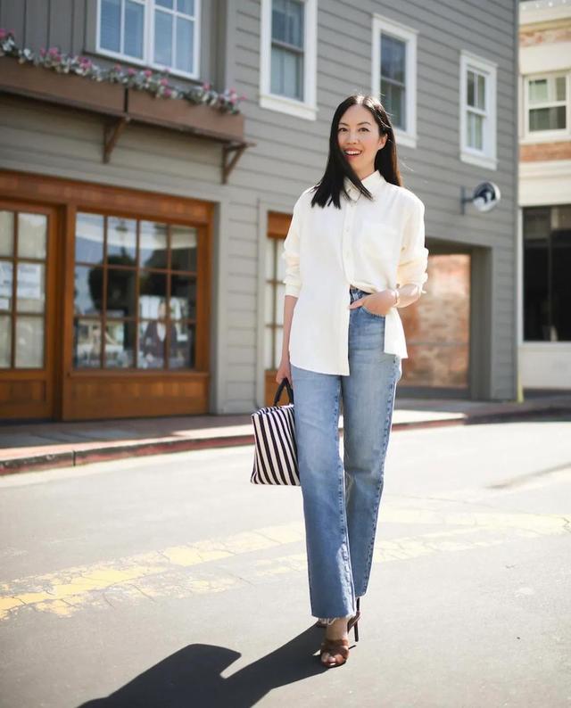 职业教育|跟她学职场精英风穿搭,简洁大方的平价款,一样气场十足