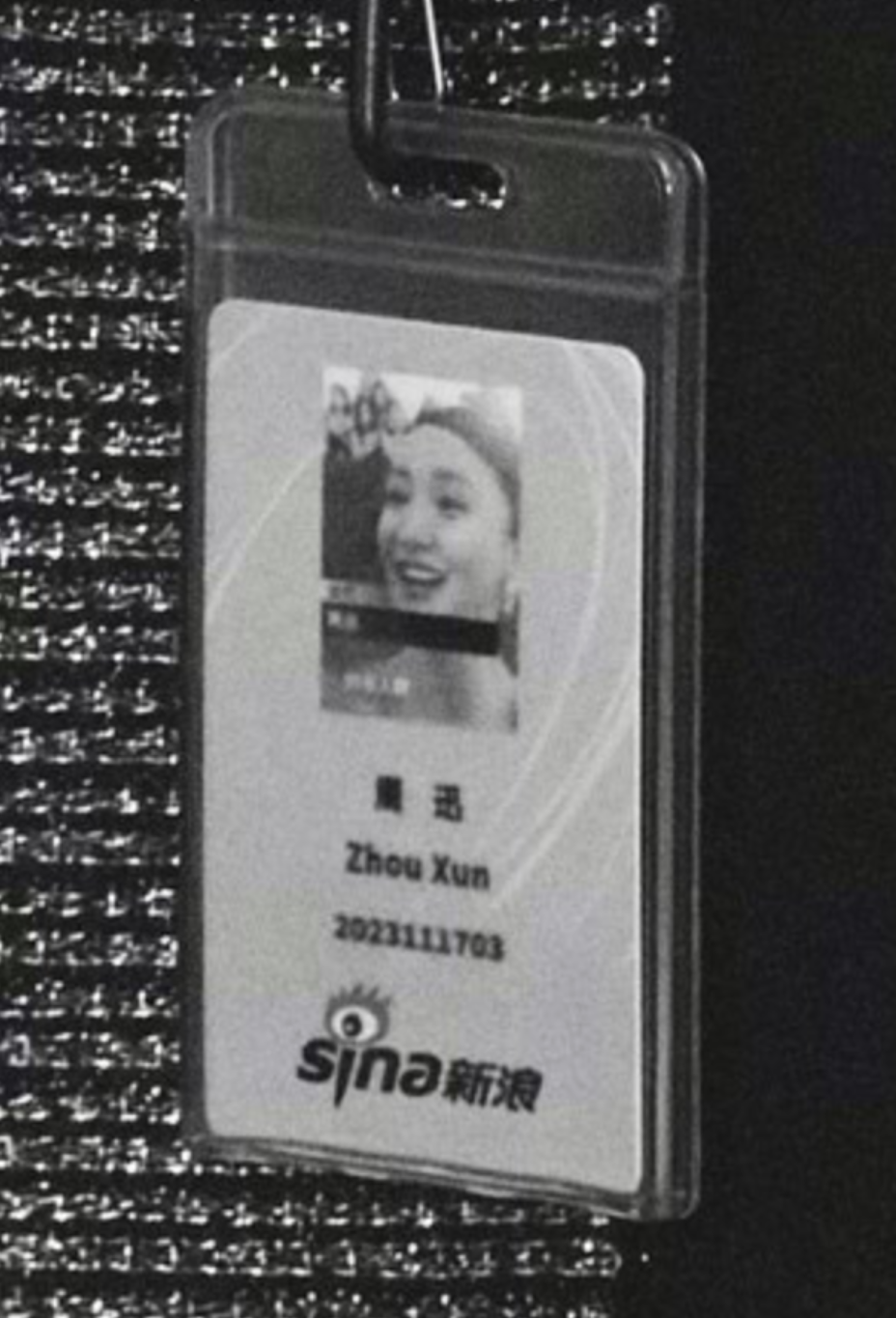 周迅素颜曝光引发网友爆笑：周女士，请记得自己是个一线女明星