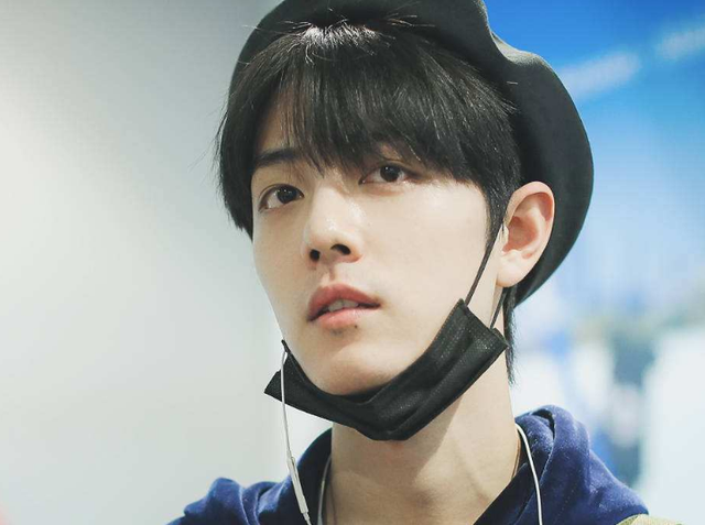 央视发文怼“蹭热度”,就差点名!肖战的流量好蹭却不好“消化”