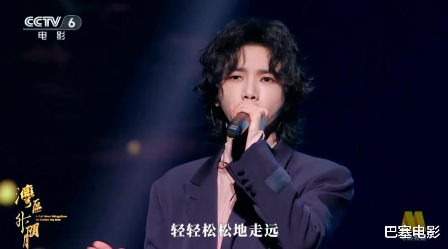 香港这一夜,刘德华成龙好燃,华晨宇王一博丢人,张柏芝真的好美