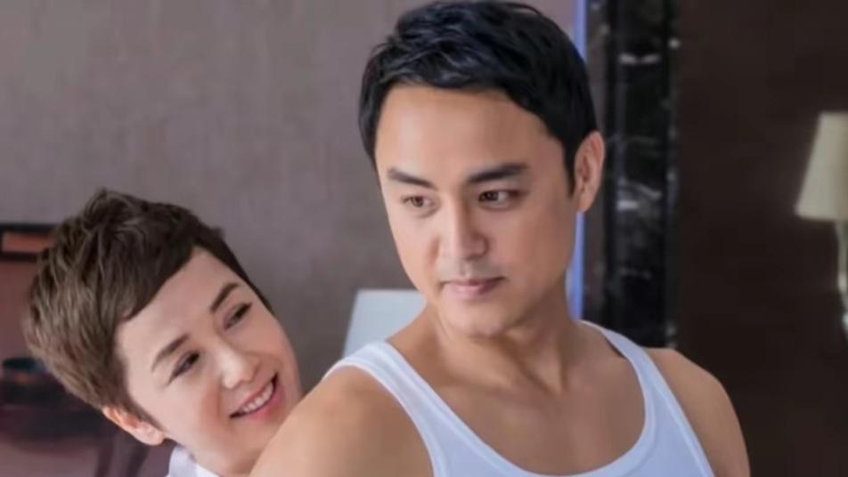 蒋雯丽|从实力影后到“放飞自我”，57岁的蒋雯丽，活成了一个“笑柄”