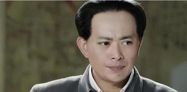 整容脸又来祸害央视革命剧？锥子脸、假鼻梁、别再侮辱革命战士了