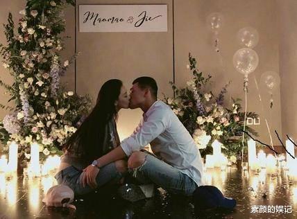 张馨予|张馨予三八妇女节晒近照,浓浓的网红风格,腿好细但仍有魅力