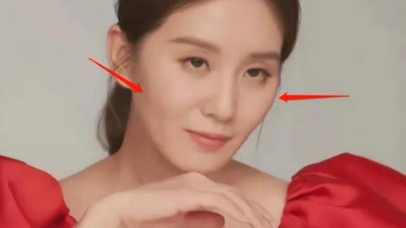 刘诗诗拍护肤品广告翻车，皮肤松弛皱纹明显像50，却遭品牌方倒油