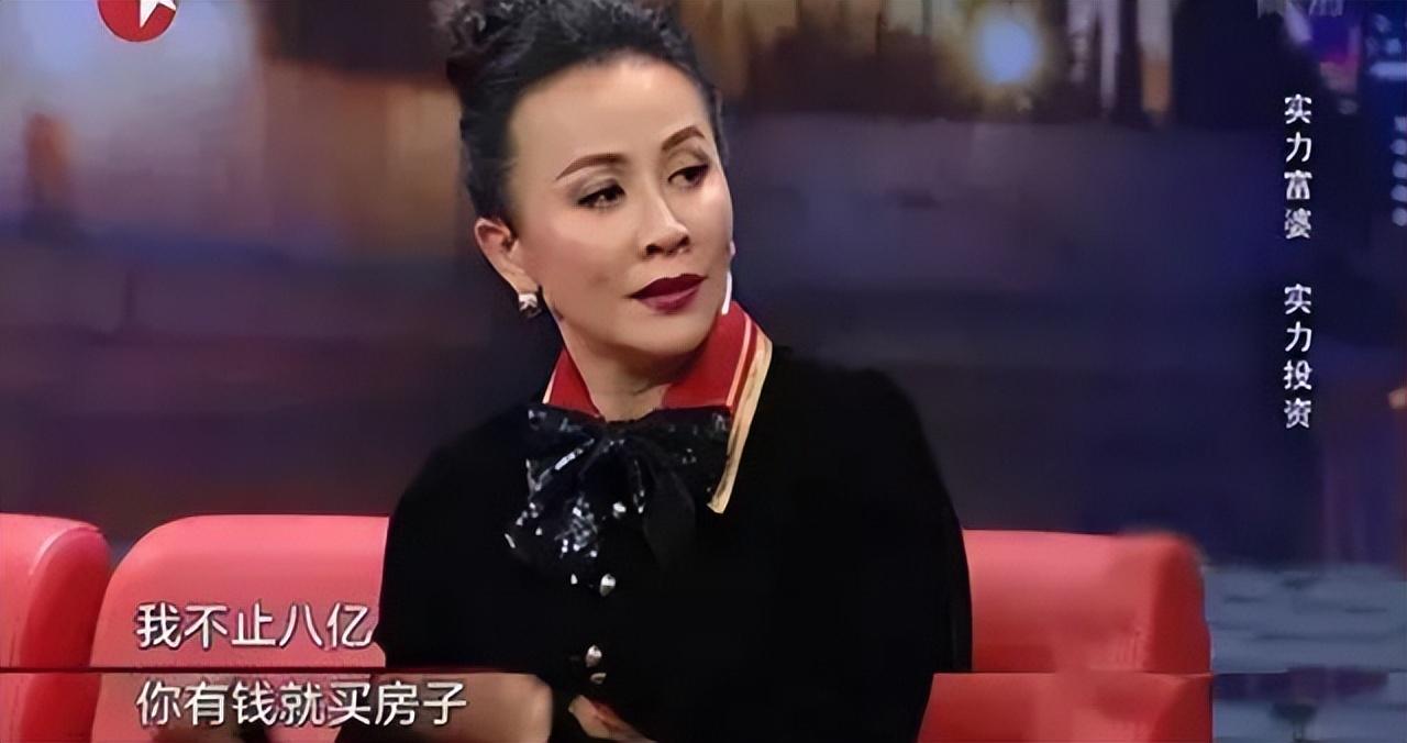 张曼玉|情敌20年,张曼玉住贫民窟,刘嘉玲身家8亿,她们差在哪儿