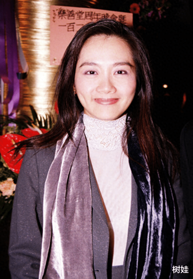 82年港姐长女闯入亚运马术决赛,母亲老怀甚慰,曾不惜卖豪宅栽培