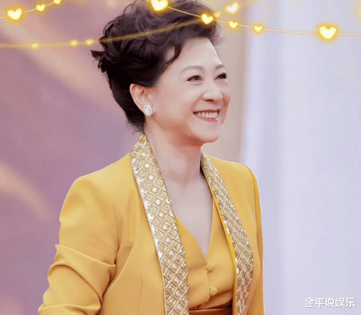 杨紫|当30岁杨紫和35岁赵丽颖站在一起,我才彻底明白,什么叫顶级骨相