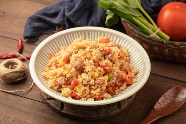 减肥一天可以吃多少碳水？如何选择碳水主食？