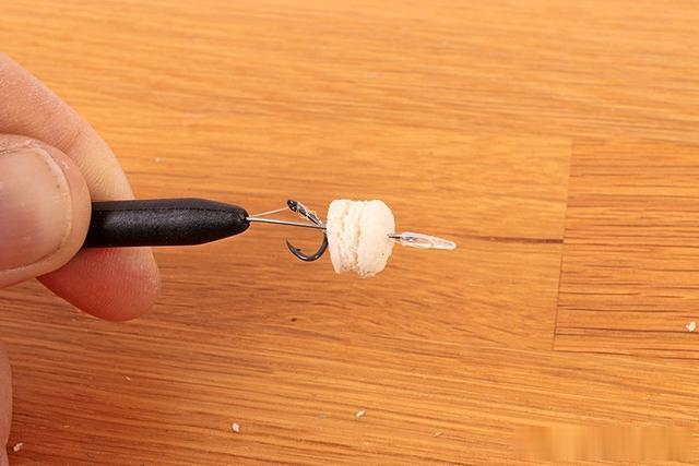 女孩|《话说欧鲤钓》诱饵篇 动物饵及成品饵节暨欧鲤钓创意实践赛规则