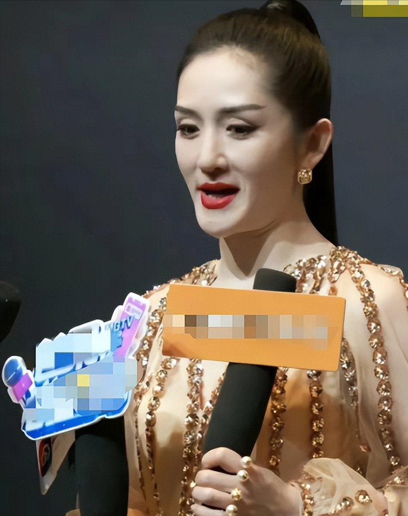 杨紫|杨紫脸再次崩塌!一阵不见又变模样,童瑶被嘲像小老太,孙俪怪