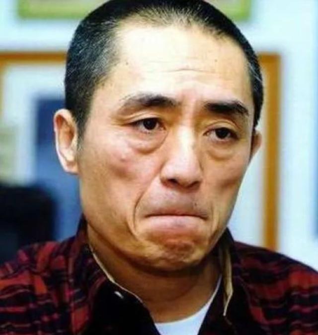“情史混乱”张艺谋公开宣称：这辈子最大的遗憾就是没有等到她