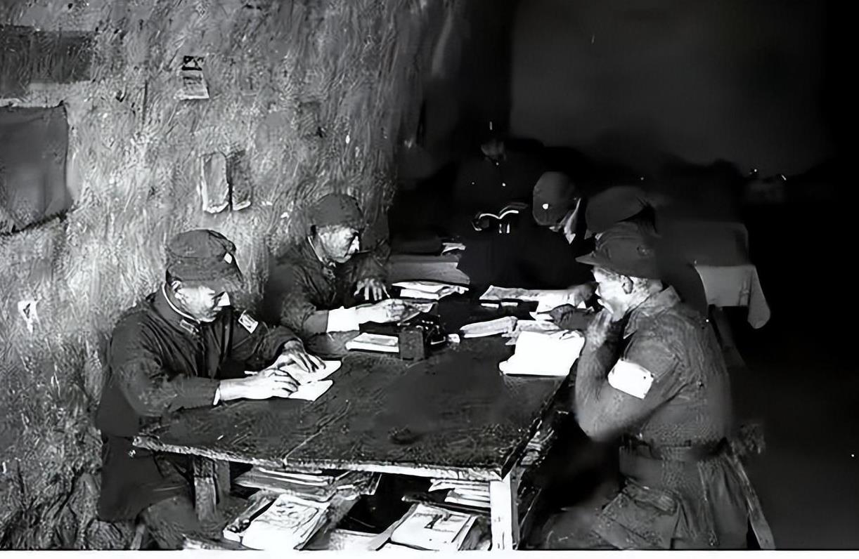 涂发胶抹口红，打仗住酒店，这些雷人剧，对得起以前的战士吗？