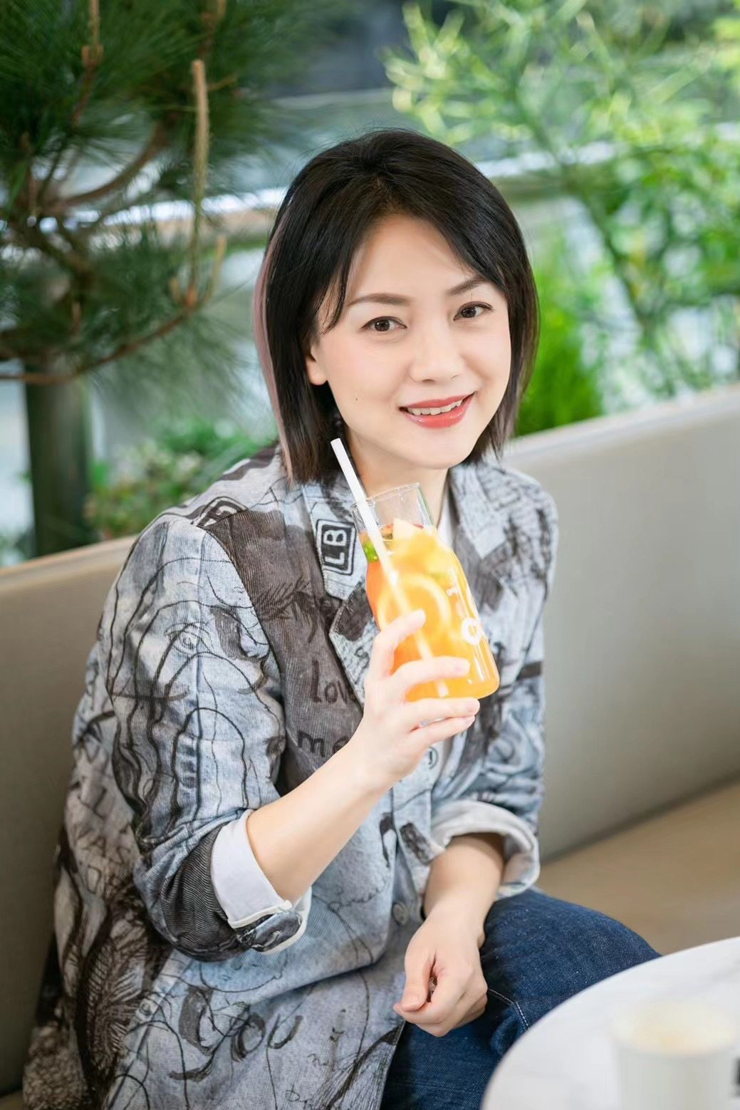 南方医科大学|47岁“香兰”丁玲打卡健身十年，广东网友：怪不得比23年前还年轻