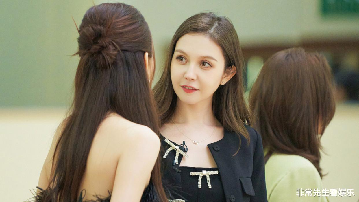 李宁|《浪姐4》外籍姐姐差距大,1人成人气王,2人已淘汰,4人各有标签