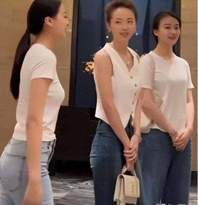 恒大歌舞团长白珊珊:一赌便是整个青春,谎言终将拆穿