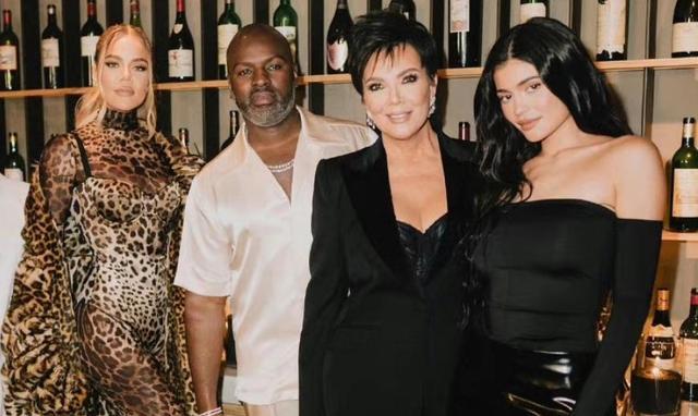 科勒·卡戴珊|38岁科勒穿豹纹装，一头金发诱惑！身材不输金小妹，越来越美