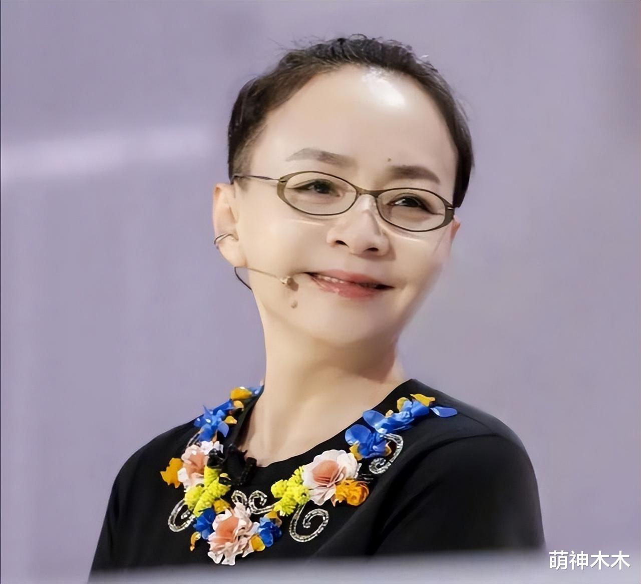 |春晚老熟人近况:冯巩转战短视频,赵本山身份升级,宋丹丹炒冷饭